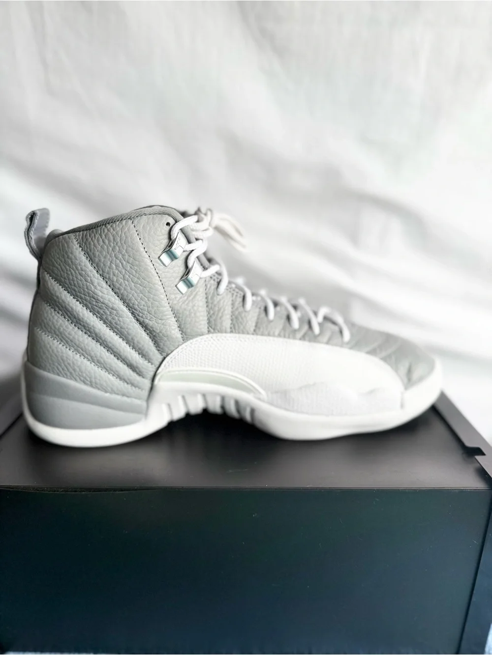 AUTHENTIC Jordan 12 Retro Stealth Grey size 10 CT8013-015 2022 PRE-OWNED